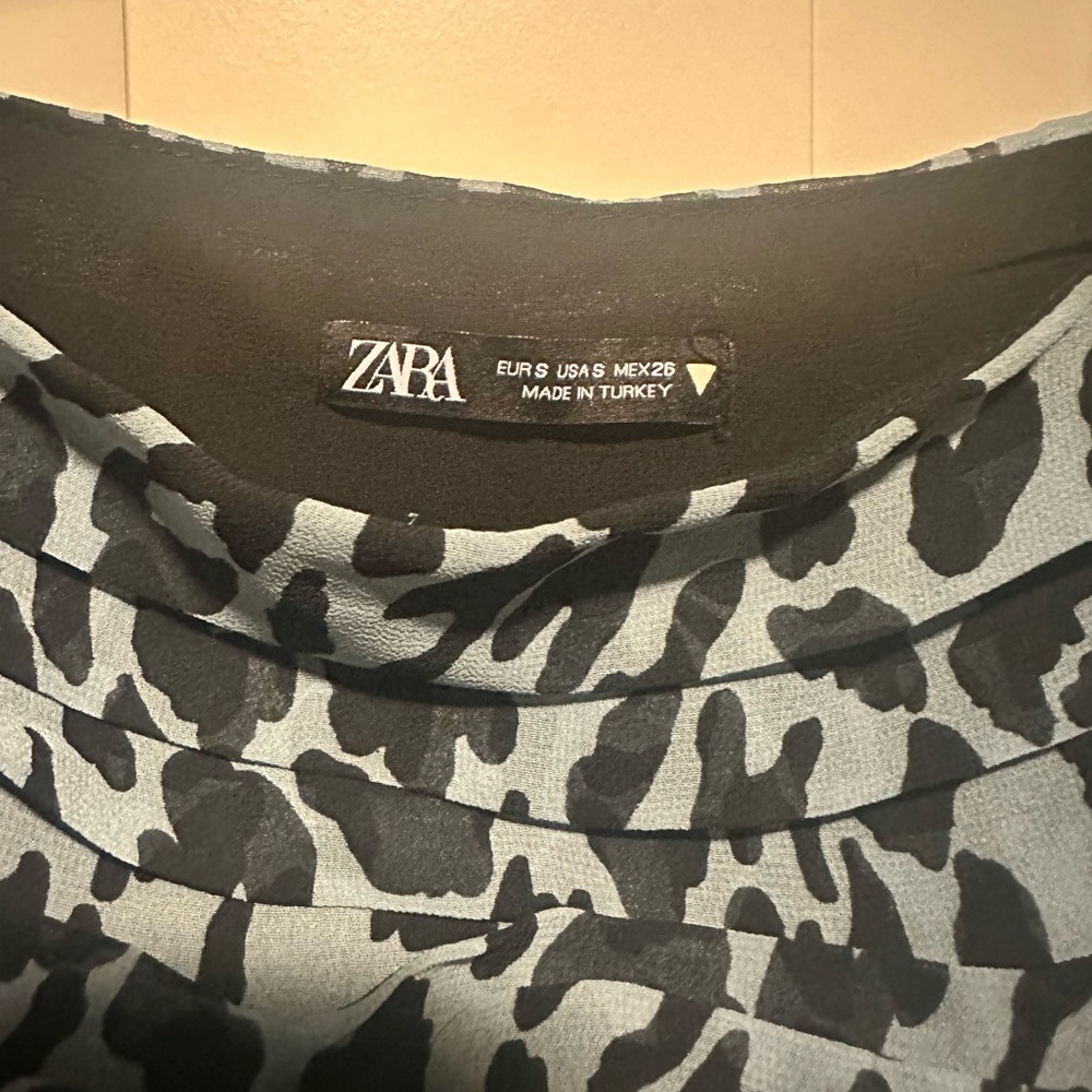 Zara top - Picture 2 of 2